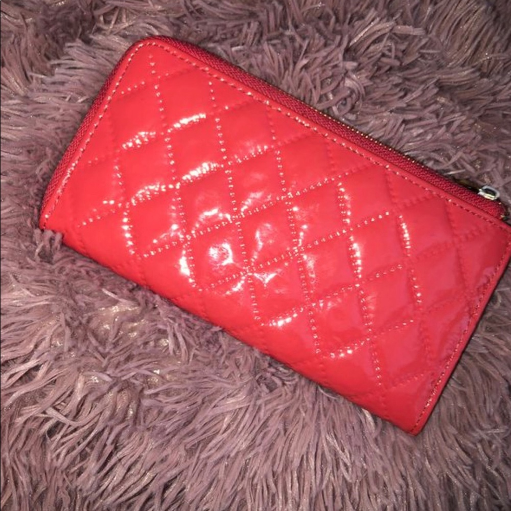 Pink coral wallet - Picture 1 of 1